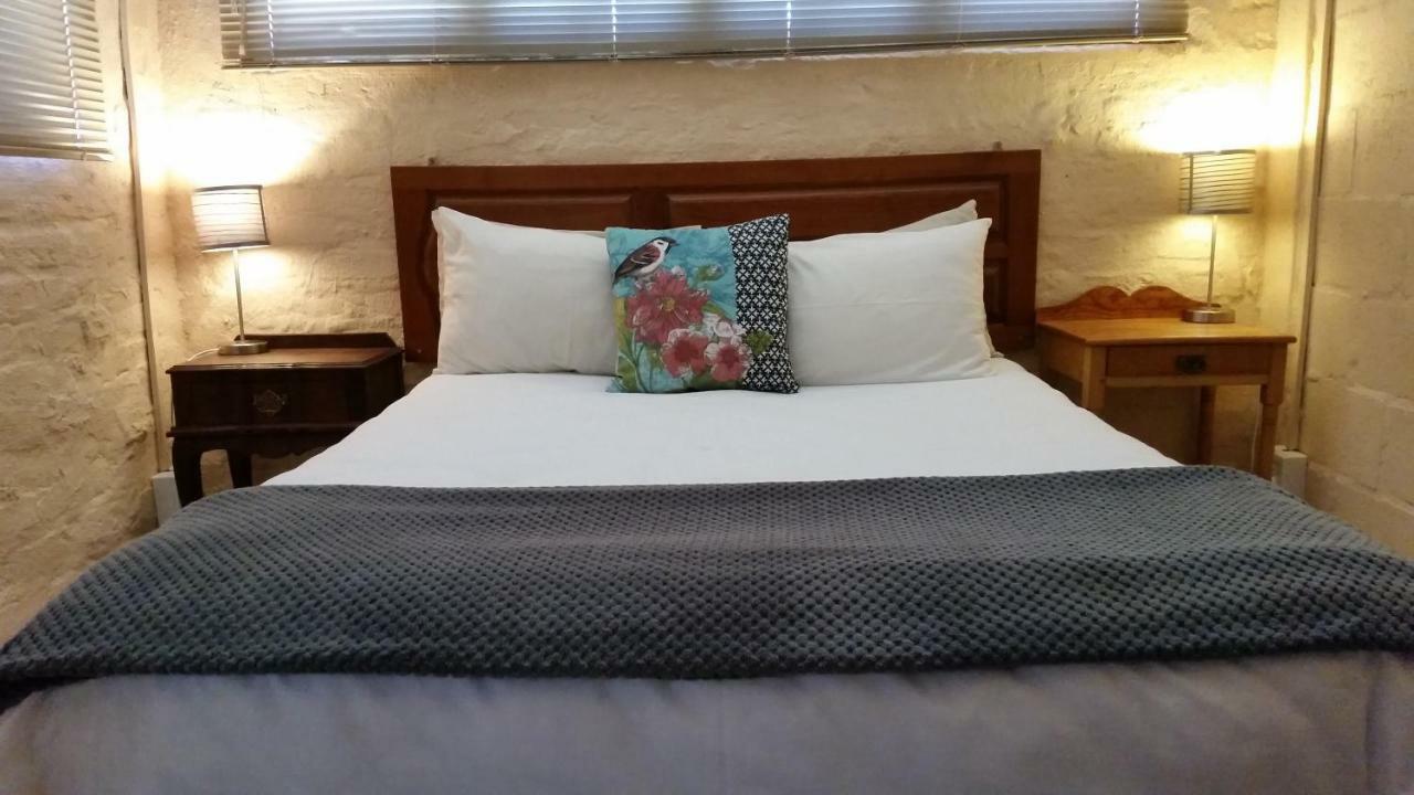 Calvinia Guesthouse Esterno foto