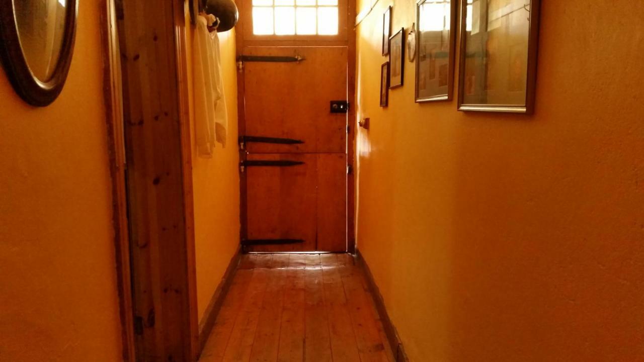 Calvinia Guesthouse Esterno foto