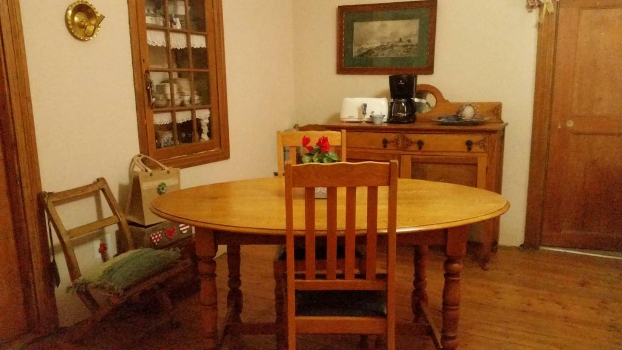 Calvinia Guesthouse Esterno foto
