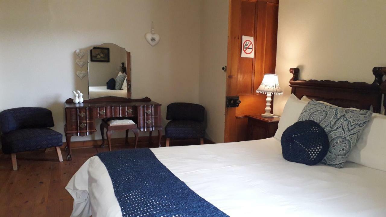 Calvinia Guesthouse Esterno foto